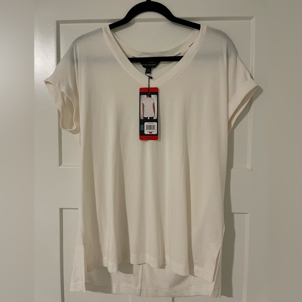 NWT Banana Republic Soft Cream Short Sleeve Tee
